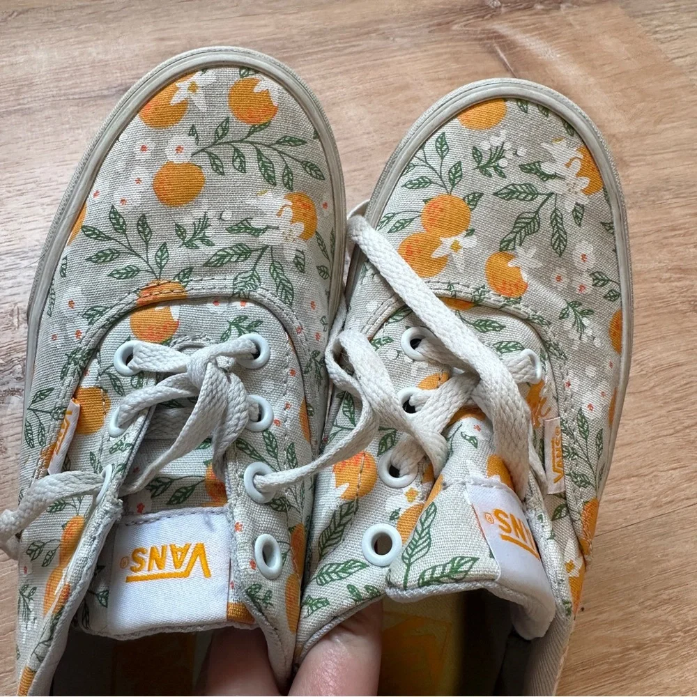 Vans Orange Blossom Floral Canvas Low-Top Sneakers - Picture 5 of 8